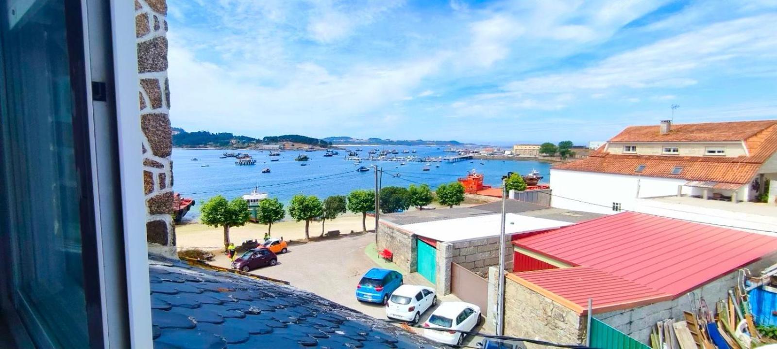 Acogedor Atico Cerca Del Mar By Bebalmy Apartamento O Grove Exterior foto